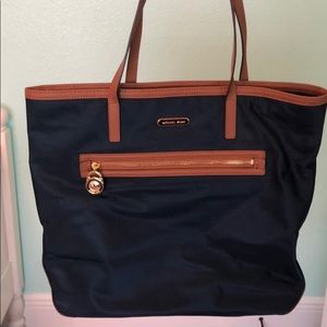 Michael Khors Kempton Tote NWOT